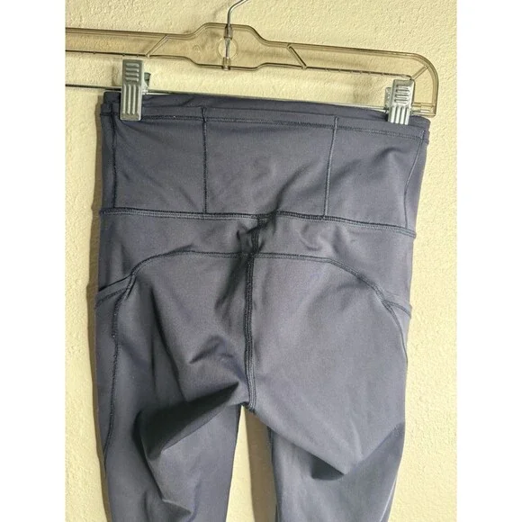 Lululemon Women's Fast Crop Leggings with Pockets Free Navy Size 2 - Picture 8 of 11